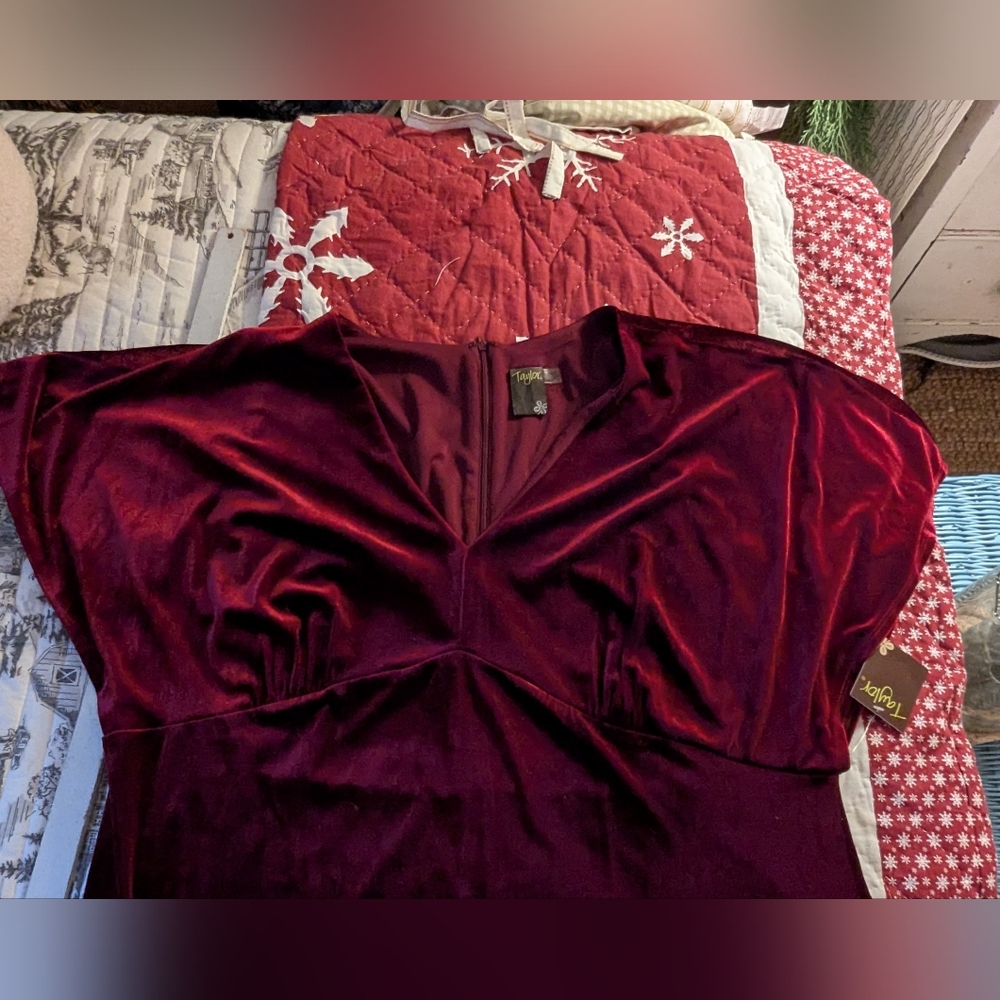 Taylor doleman sleeve stretch velvet dress 20W - Picture 6 of 12